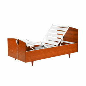 Pat de spital din lemn cu 2 motoare PWD-2001